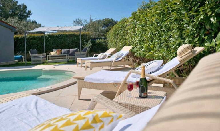 FAŽANA – Luxusvilla, erste Reihe zum Meer