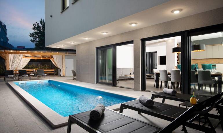 ISTRIA-MEDULIN Einzigartige Luxusvilla mit Pool (VERKAUF)