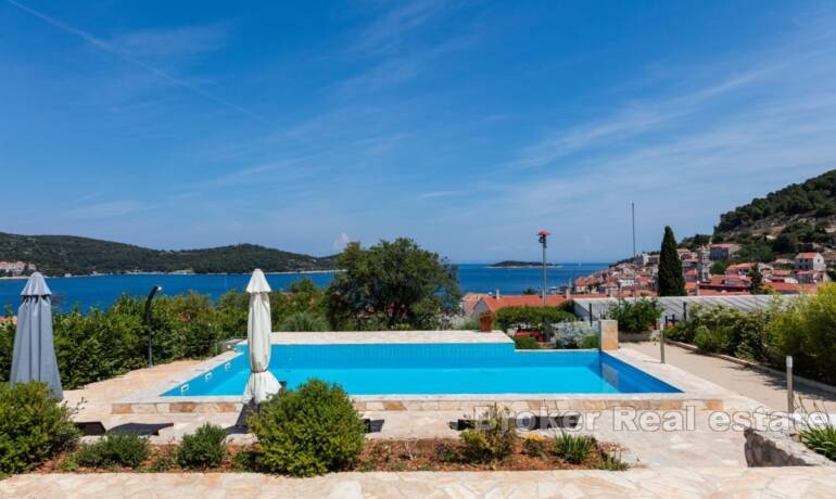 Apartmenthaus mit Panoramablick auf das Meer