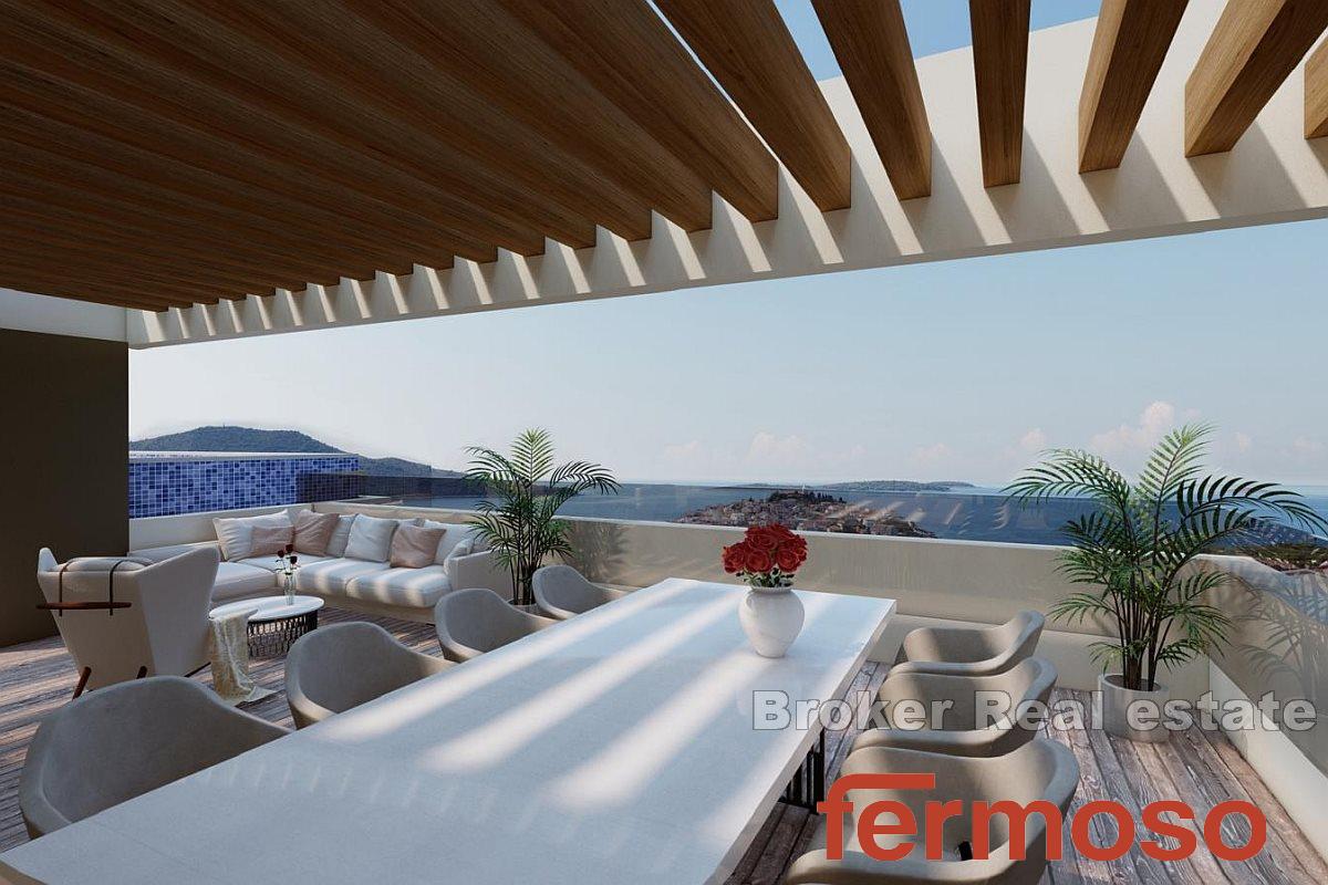 Luxus-Penthouse mit Meerblick