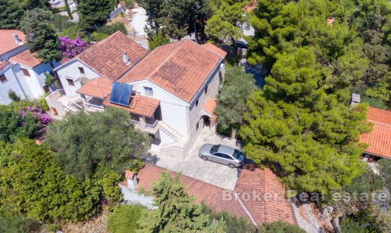 Mehrfamilienhaus mit Meerblick