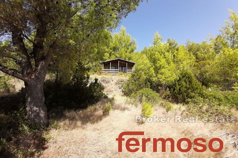 Einstöckiges Haus auf einem großzügigen Grundstück am Meer